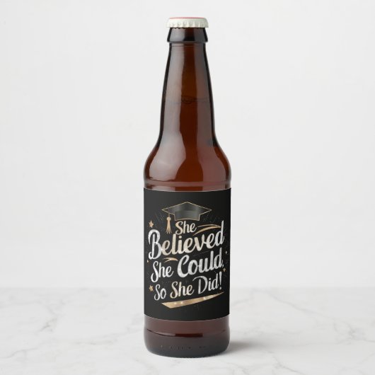 Ze dacht dat ze het kon, dus ze deed Afstuderen Bier Etiket (Voorkant)
