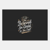 Ze dacht dat ze het kon, dus ze deed Afstuderen Inpakpapier Vel (Voorkant)