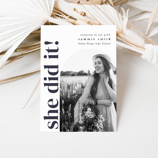 Ze deed het Afstudeerder Party Invite met Afbeeldi Kaart