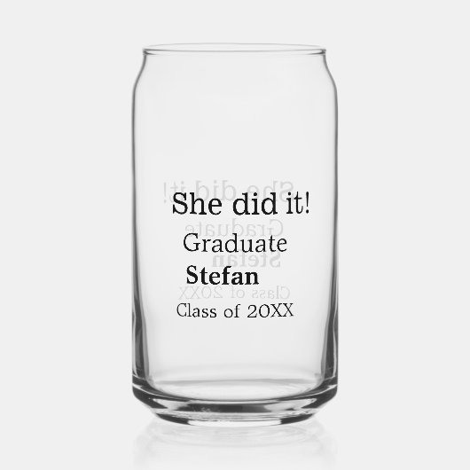 Ze deed het afstuderen naamklasse van 20XX tekst t Blikvorm Glas (Voorkant)