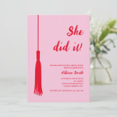 Ze deed het Chic Tassel Red & Pink Photo Afstudere Kaart (Staand voorkant)
