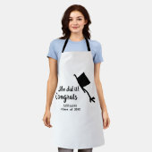 Ze deed het gefeliciteerd afstuderen voeg student  schort (Gedragen)
