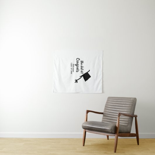 Ze deed het gefeliciteerd afstuderen voeg student  wandkleed (In Situ (horizontaal))