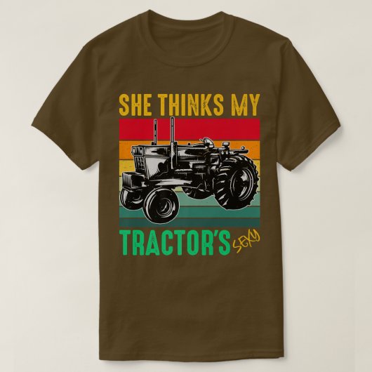 Ze denkt dat mijn tractor sey Funny Farmer Farming T-shirt (Design voorkant)