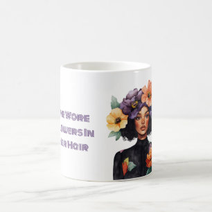 Ze droeg bloemen in haar haar Zwarte vrouw Koffiemok