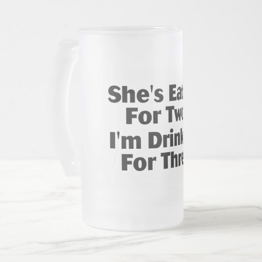 Ze eet voor twee matglas bierpul (Voorkant links)