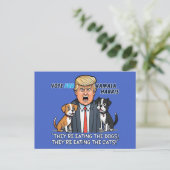 Ze eten de grappige honden van Trump Kamala Briefkaart (Staand voorkant)