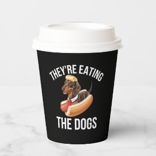 Ze Eten De Honden Donald Trump Debat 2024 Papieren Bekers