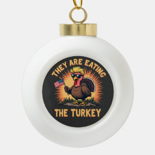Ze eten de Turkije Trump Vance Keramische Bal Ornament