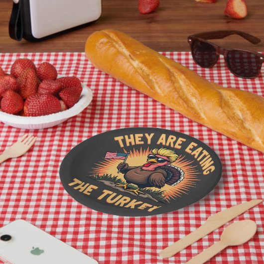 Ze eten de Turkije Trump Vance Papieren Bordje (Picknick)