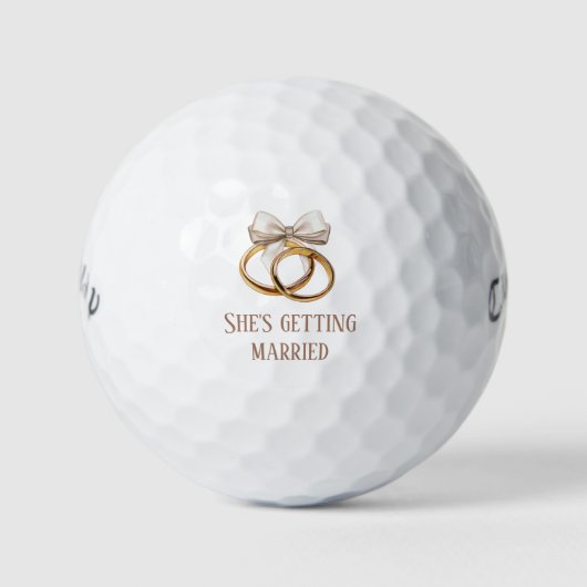 'Ze gaat trouwen' Romantische speelse bruiloft Golfballen (Voorkant)
