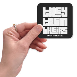 Ze gebruiken hun voornaamwoorden groot en vet wit  vierkante sticker