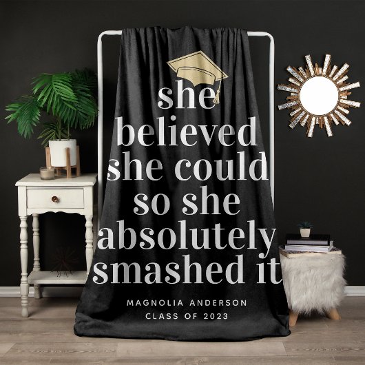 Ze geloofde dat ze Afstuderen kon geven Fleece Deken