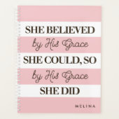 Ze geloofde dat ze door zijn genade gepersonalisee planner (Voorkant)