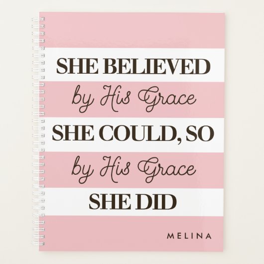 Ze geloofde dat ze door zijn genade gepersonalisee planner (Voorkant)