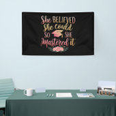Ze geloofde dat ze het kon, dus beheerste ze het spandoek (Beurs)