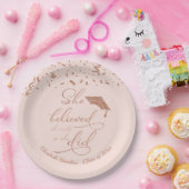 Ze geloofde dat ze het kon, dus deed ze Afstudeerd Papieren Bordje (Feest)