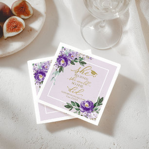 Ze geloofde dat ze het kon, dus deed ze Afstudeerd Servet