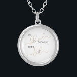 Ze geloofde dat ze het kon, dus deed ze een inspir zilver vergulden ketting<br><div class="desc">Ons typografisch citaat rond het ketting bevat het citaat "She Believe She Could So She Did." Geloofd en gedaan zijn in een prachtige kalligrafie script belettering rijkelijk versierd met faux gouden folie, die prachtig contrasteert met de rest van het citaat in een diep, rijk zwart modern sans serif belettering. Een...</div>