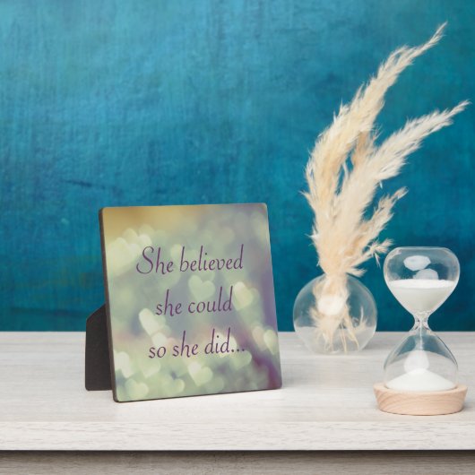 Ze geloofde dat ze het kon fotoplaat (Insitu)