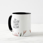 Ze geloofde dat ze het kon | Inspirerend Afstudere Mok (Voorkant links)