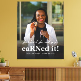 Ze geloofde dat ze het Nurse Photo-Afstuderen kon  Canvas Afdruk