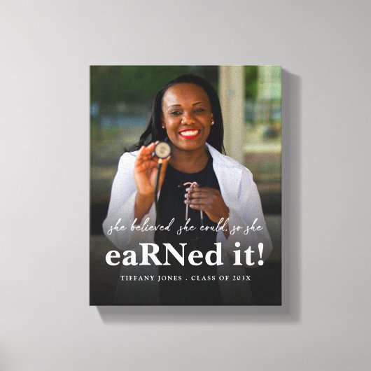 Ze geloofde dat ze het Nurse Photo-Afstuderen kon  Canvas Afdruk (Voorkant)