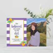 Ze geloofde dat ze kon afstuderen partij foto kaart (Staand voorkant)