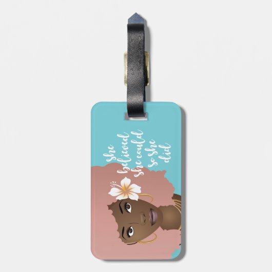 Ze geloofde dat ze kon, zwarte vrouw, blauw bagagelabel (Achterkant verticaal)