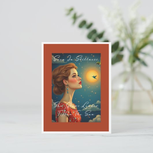 Ze gloeit harder dan de zon briefkaart (Staand voorkant)