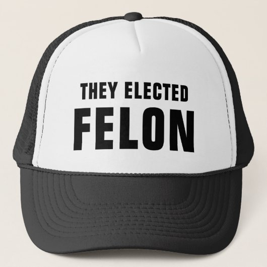 Ze hebben gekozen voor Felon™ Trucker Hat Pet (Voorkant)
