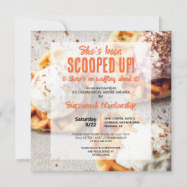 Ze heeft een ijsje, hartvormige wafel kaart