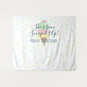 Ze heeft een ijsje op de achtergrond wandkleed (Voorkant (horizontaal))