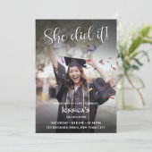 Ze heeft het gedaan! Black Gradient Photo-Afstuder Kaart (Staand voorkant)