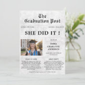Ze heeft het gedaan | Oude stijl Afstuderen krante Kaart (Staand voorkant)
