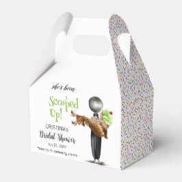 Ze heeft pistache-ijsbruid opgepakt bedankdoosjes