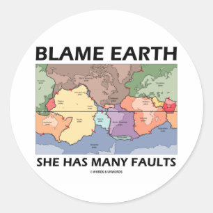 Ze heeft veel gebreken (Bord tektonica) Ronde Sticker