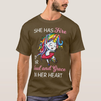 Ze heeft vuur in haar ziel en Grace Eenhoorn Funny T-shirt