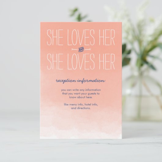 Ze houdt van haar lesbische weddenschapskaart informatiekaartje (Staand voorkant)