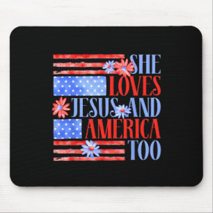Ze houdt van Jezus en Amerika Tevens Usa Vlag Bloe Muismat