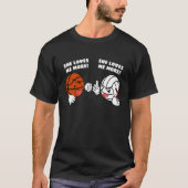 Ze houdt van mij meer basketbalvolleybalspeler t-shirt (Voorkant)