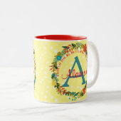 Ze is bruin monogram tweekleurige koffiemok (Voorkant rechts)