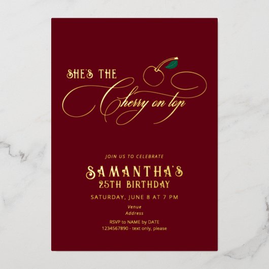 Ze is de kers op de top minimalistisch script verj folie uitnodiging (Voorkant)