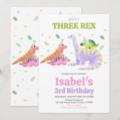 Ze is een Drie rex Trex Dinosaur Verjaardag Kaart (Voorkant / Achterkant)