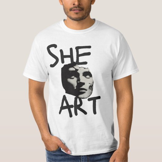 Ze is een gedurfd typografie T-shirt (Voorkant)