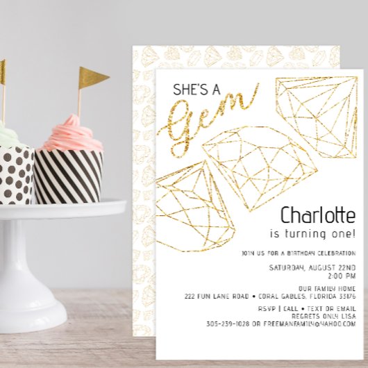 Ze is een Gem Glitter Gold First Birthday Invite Kaart