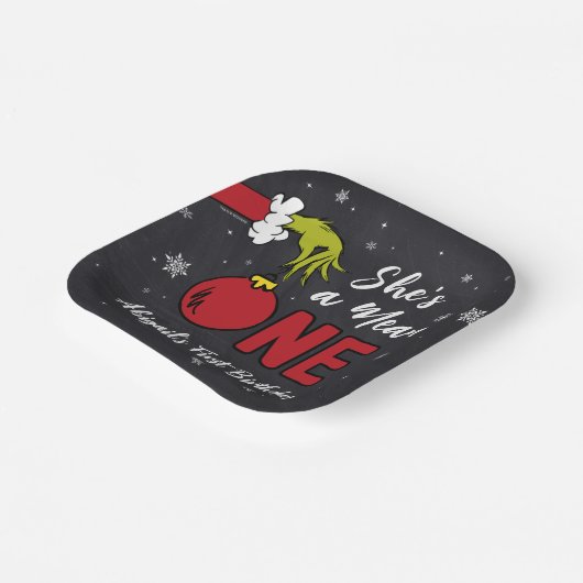 Ze is een gemene | Grinch Chalkboard Verjaardag Papieren Bordje (Gebogen)