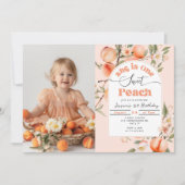 Ze is een lieve perzik foto 1e verjaardag kaart (Voorkant)