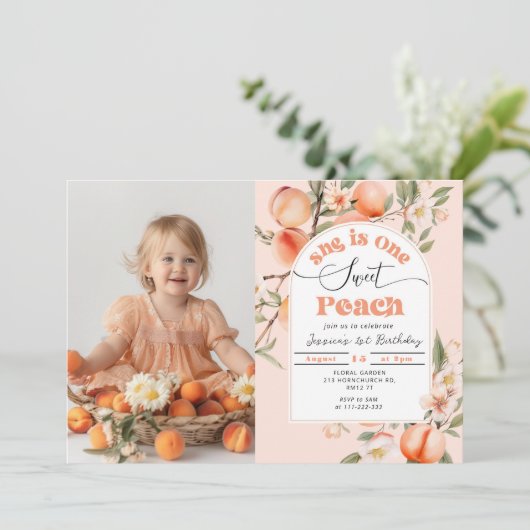 Ze is een lieve perzik foto 1e verjaardag kaart (Staand voorkant)