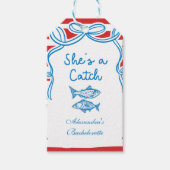 Ze is een vangst vrijgezellenfeest cadeaulabel (Voorkant)